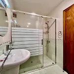 Sea View Terrace Spacious 1br Quiet Area شقة *