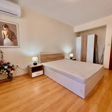 Апартаменты Sea View Terrace Spacious 1br Quiet Area *